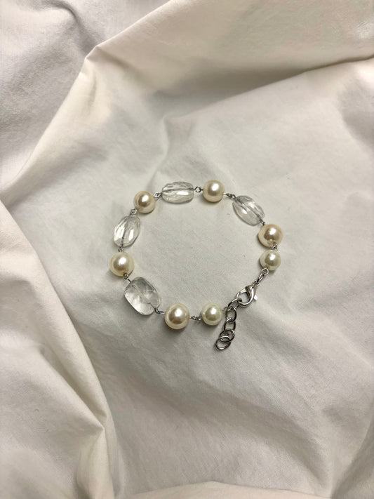 Chunky Silver White Pearls and Crystal Beads Beaded Bracelet