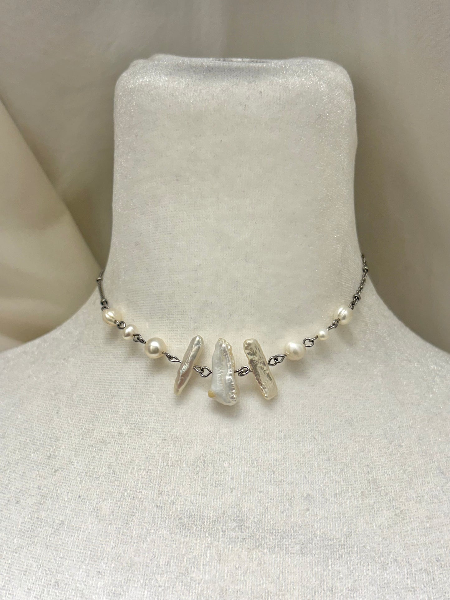 Completely Freshwater Pearl Silver Choker Necklace