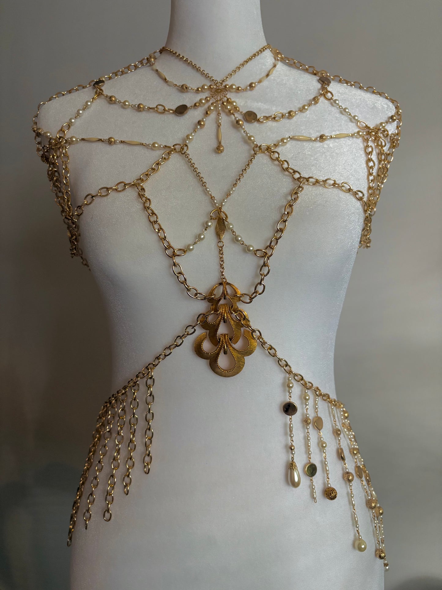Body Jewelry Shoulder, Torso, and Waist Set with Dangling Chain Belt and Resting on Shoulders
