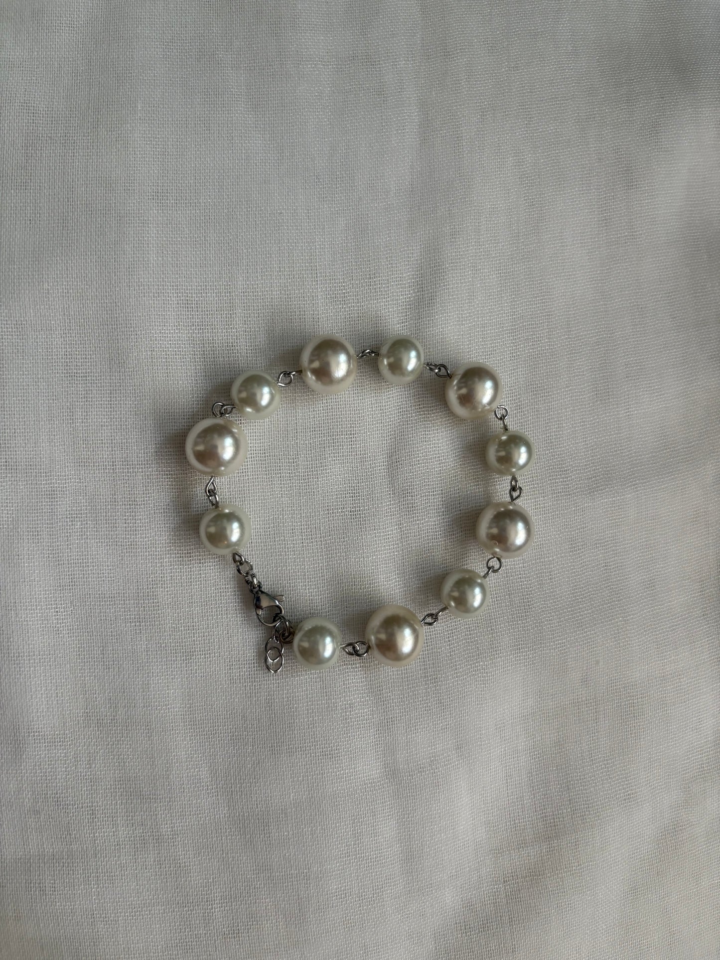 Silver Larger White Pearl Beaded Bracelet
