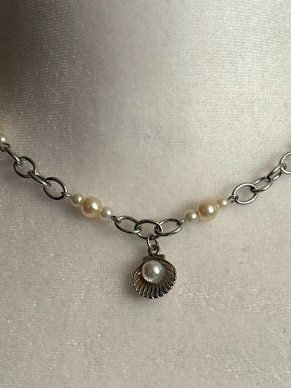 Silver Mini Seashell Pendant Necklace with Faux Pearls