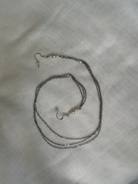 Triple Chain Silver Dangling Earrings with Pearls